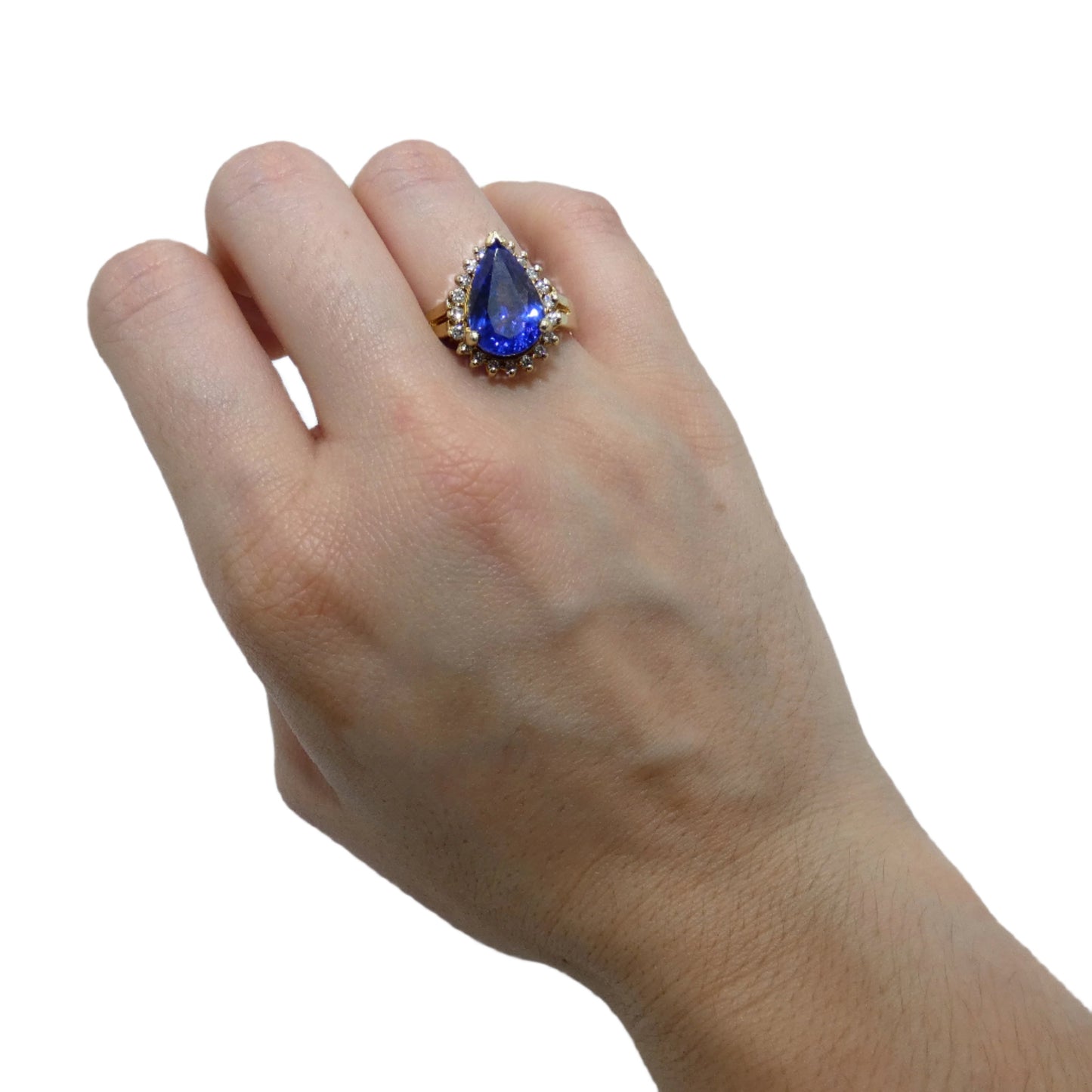 14K Gold Tanzanite & Diamond Ring