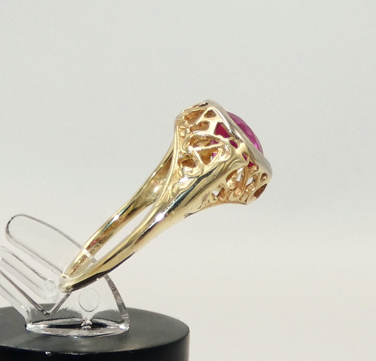 10K Gold Art Deco Ruby Ring