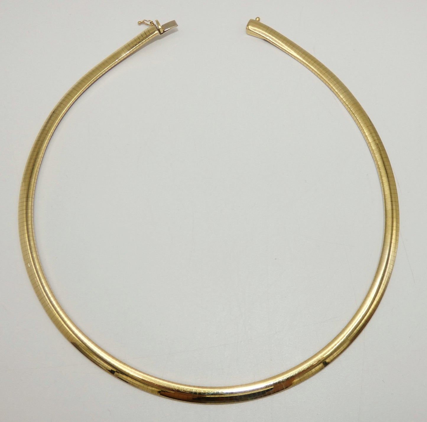 14K Gold Gator on 14K Omega Necklace