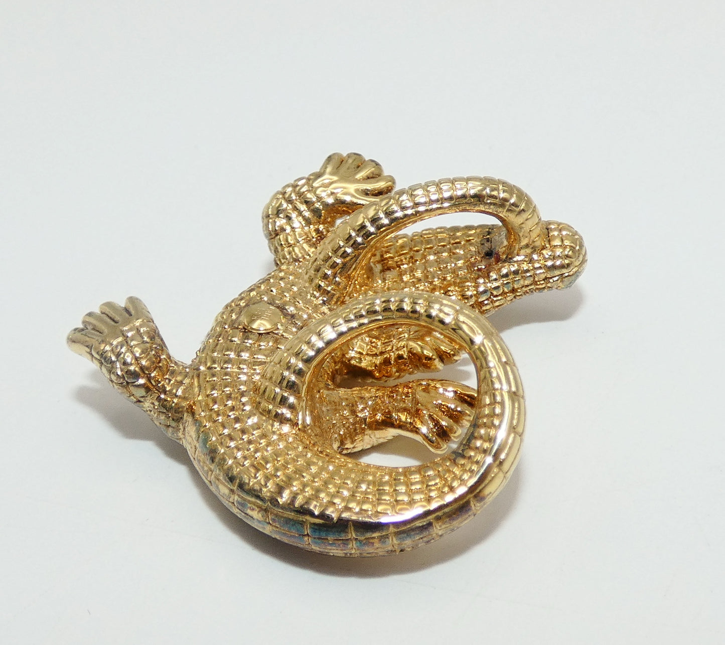 14K Gold Gator on 14K Omega Necklace