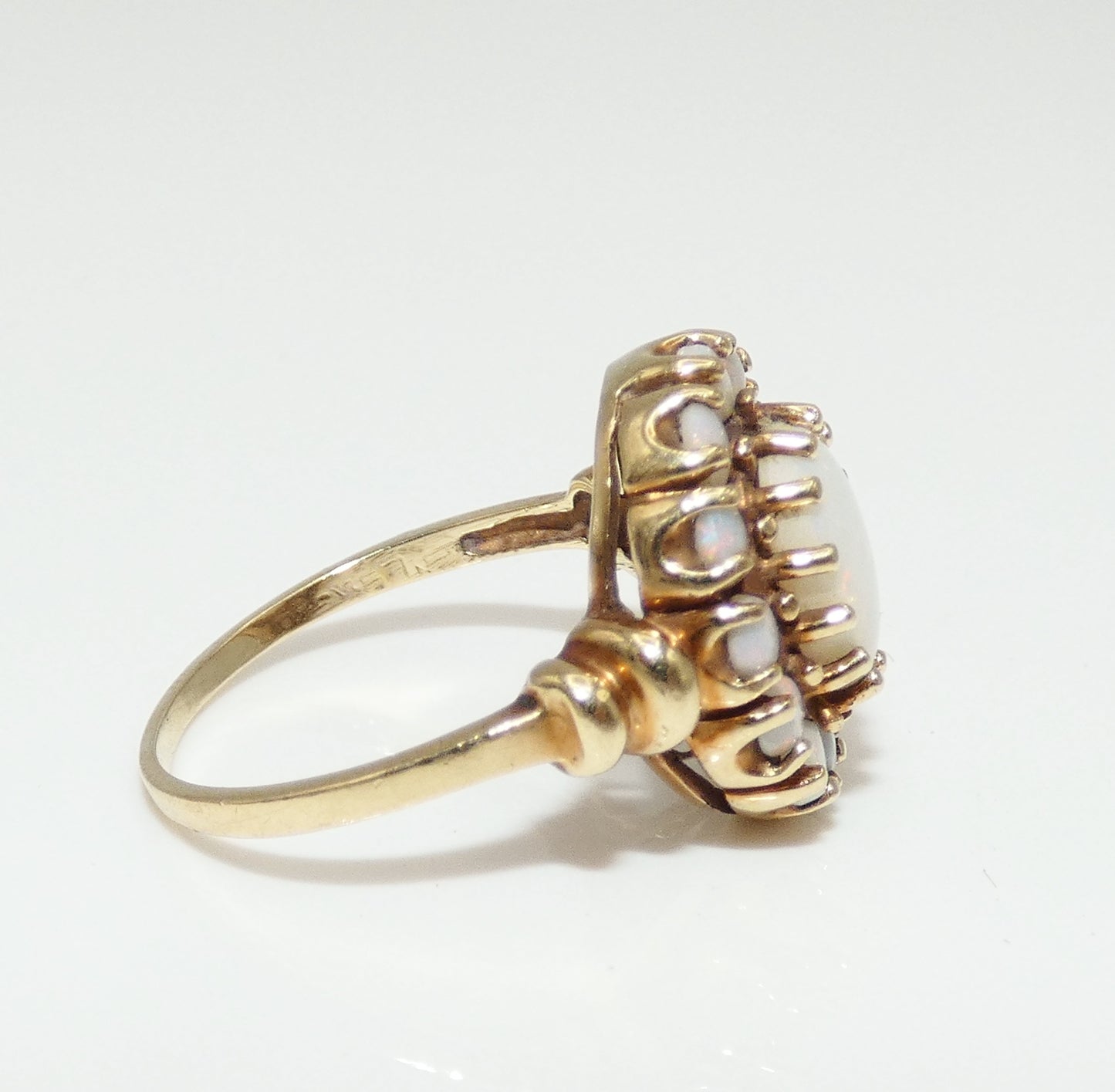 10K Gold Opal Ring