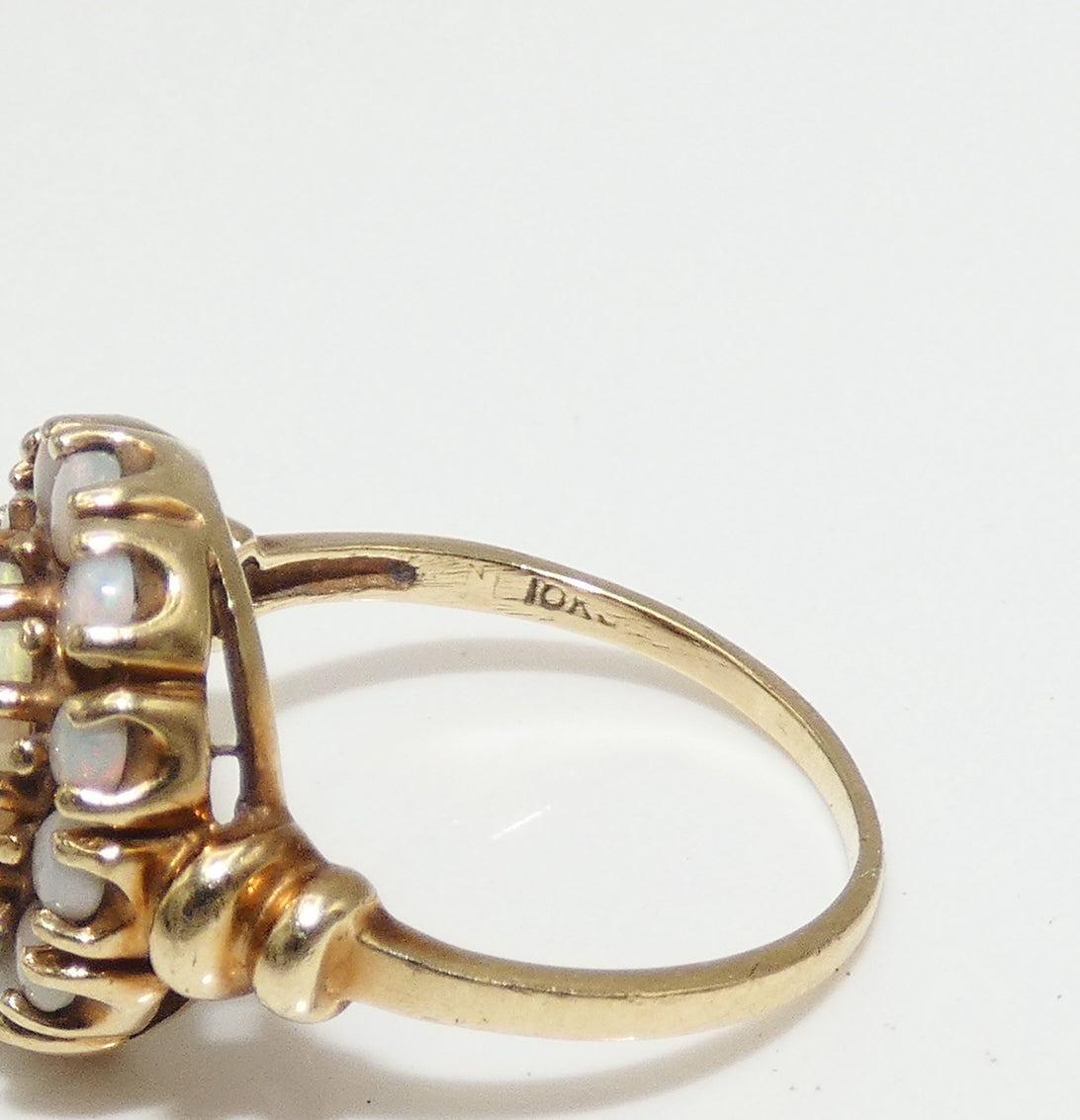 10K Gold Opal Ring