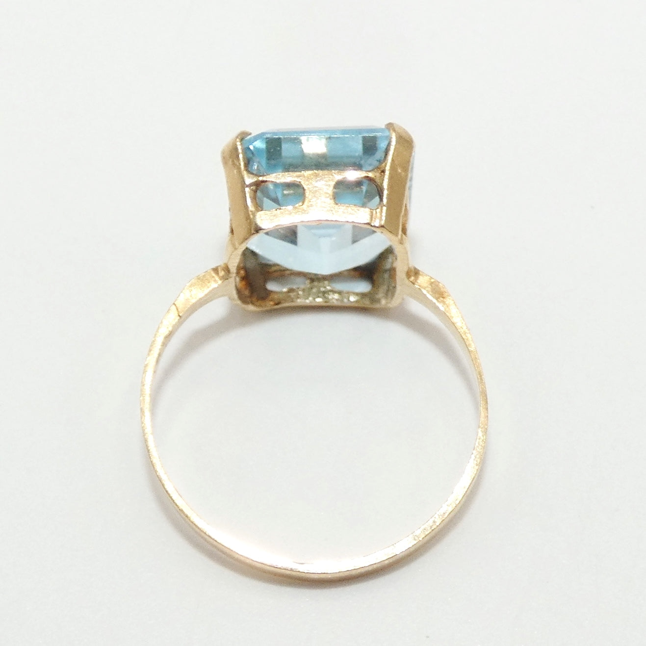 14K Gold Topaz Ring