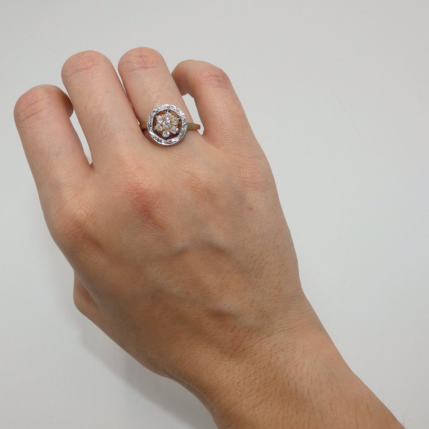 14K White Gold & Diamond Ring