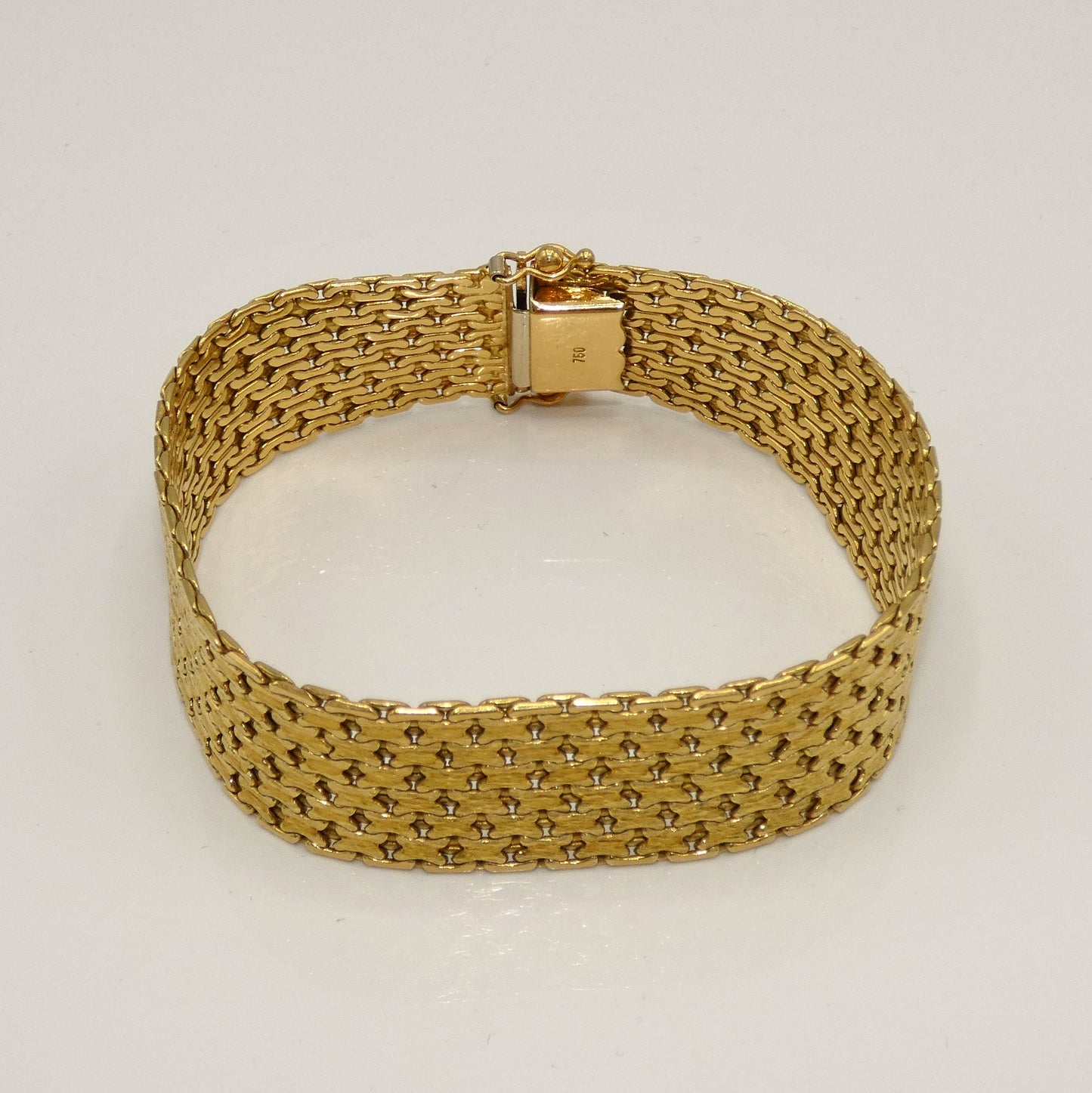 18K Gold Bracelet