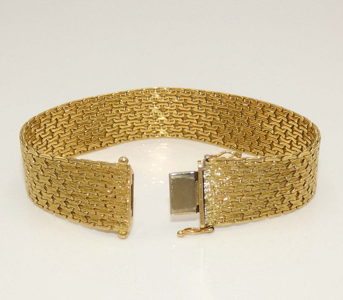 18K Gold Bracelet
