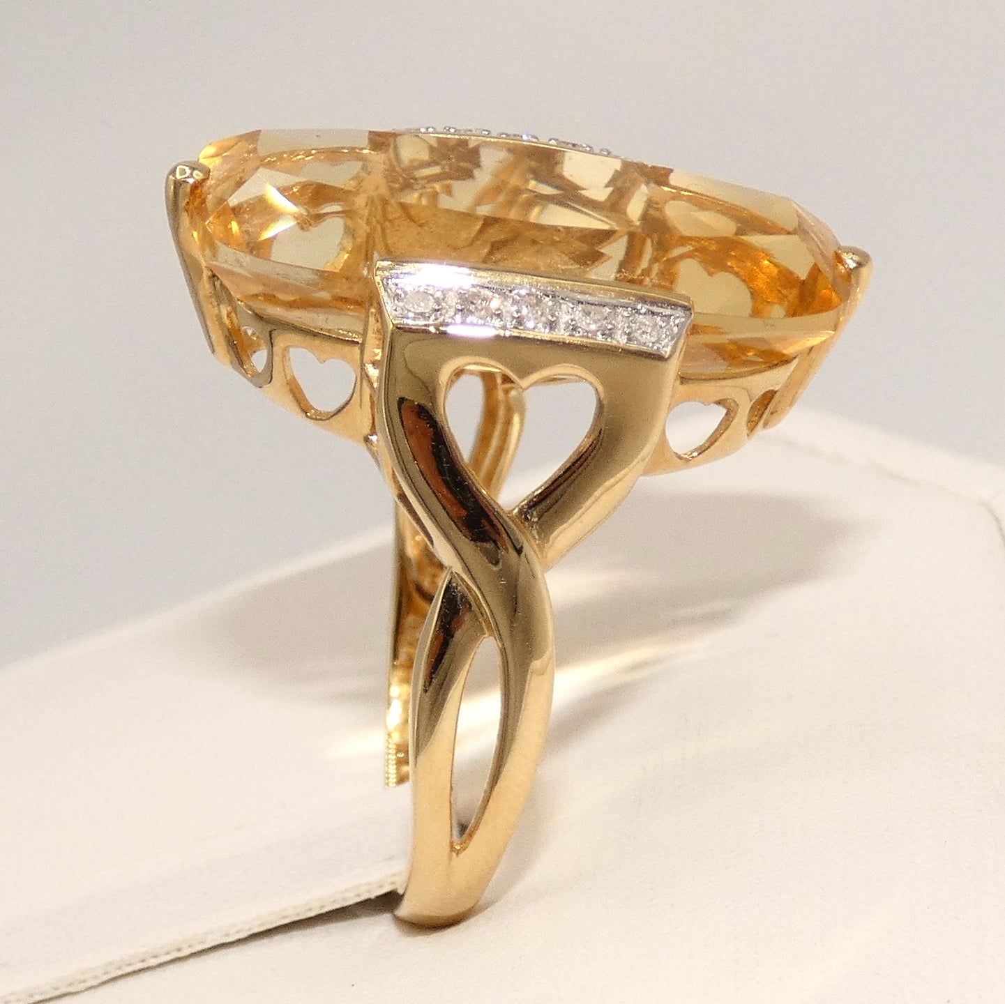 14K Gold Citrine & Diamond Ring