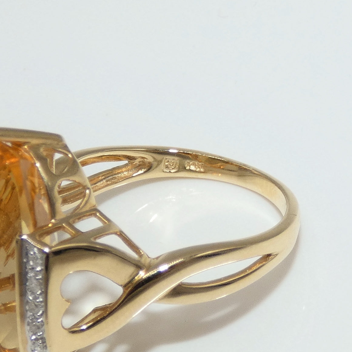 14K Gold Citrine & Diamond Ring