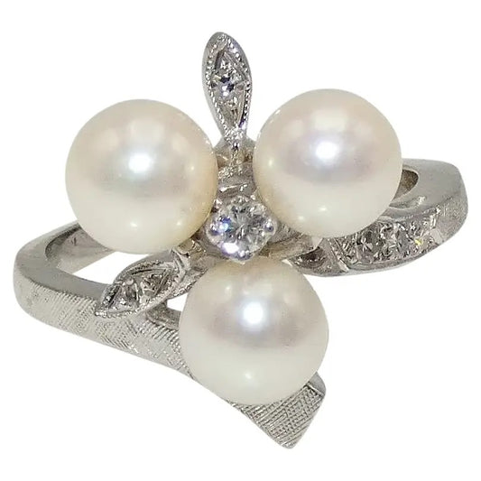 14K White Gold Ring with Cultured Pearls & DIamonds