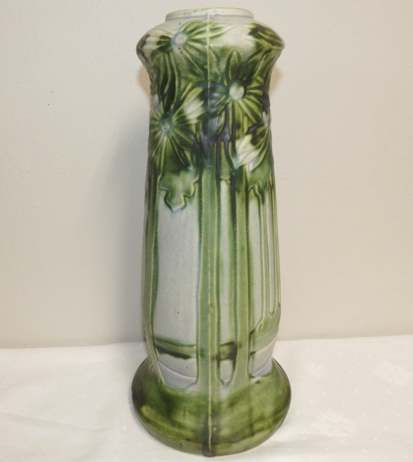 Roseville Vista 15" Vase