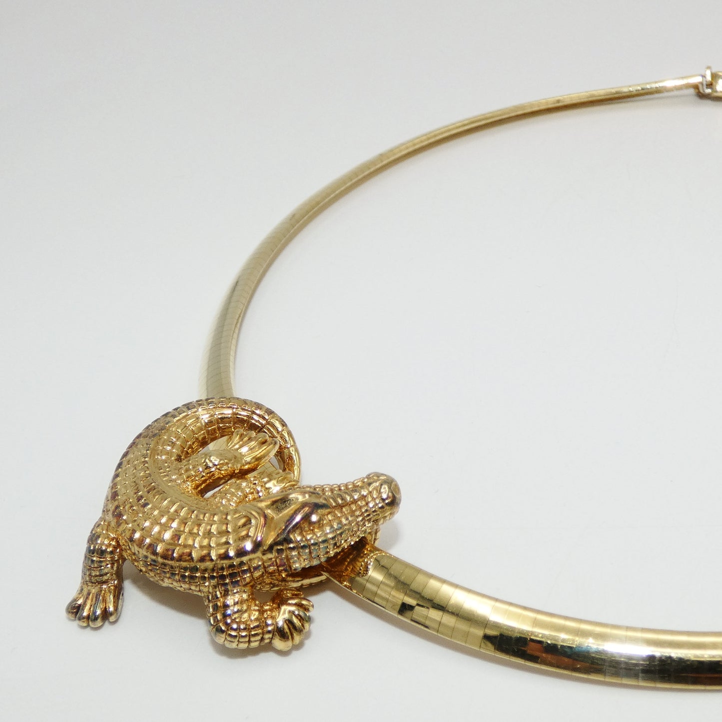 14K Gold Gator on 14K Omega Necklace