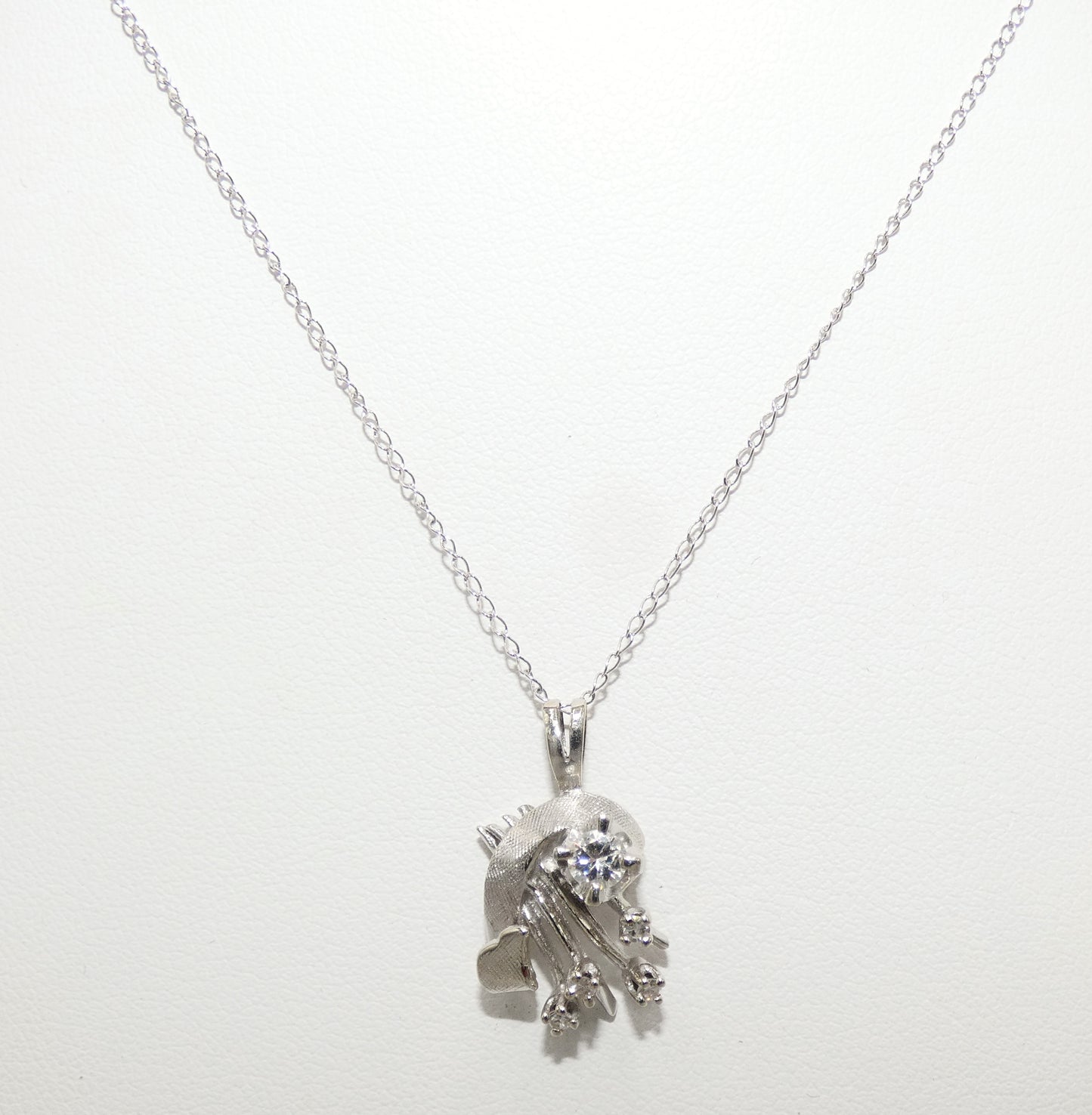 14K White Gold Shooting Star Necklace