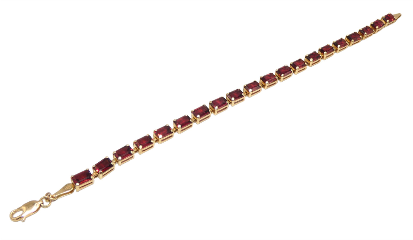 14K Gold Garnet Bracelet
