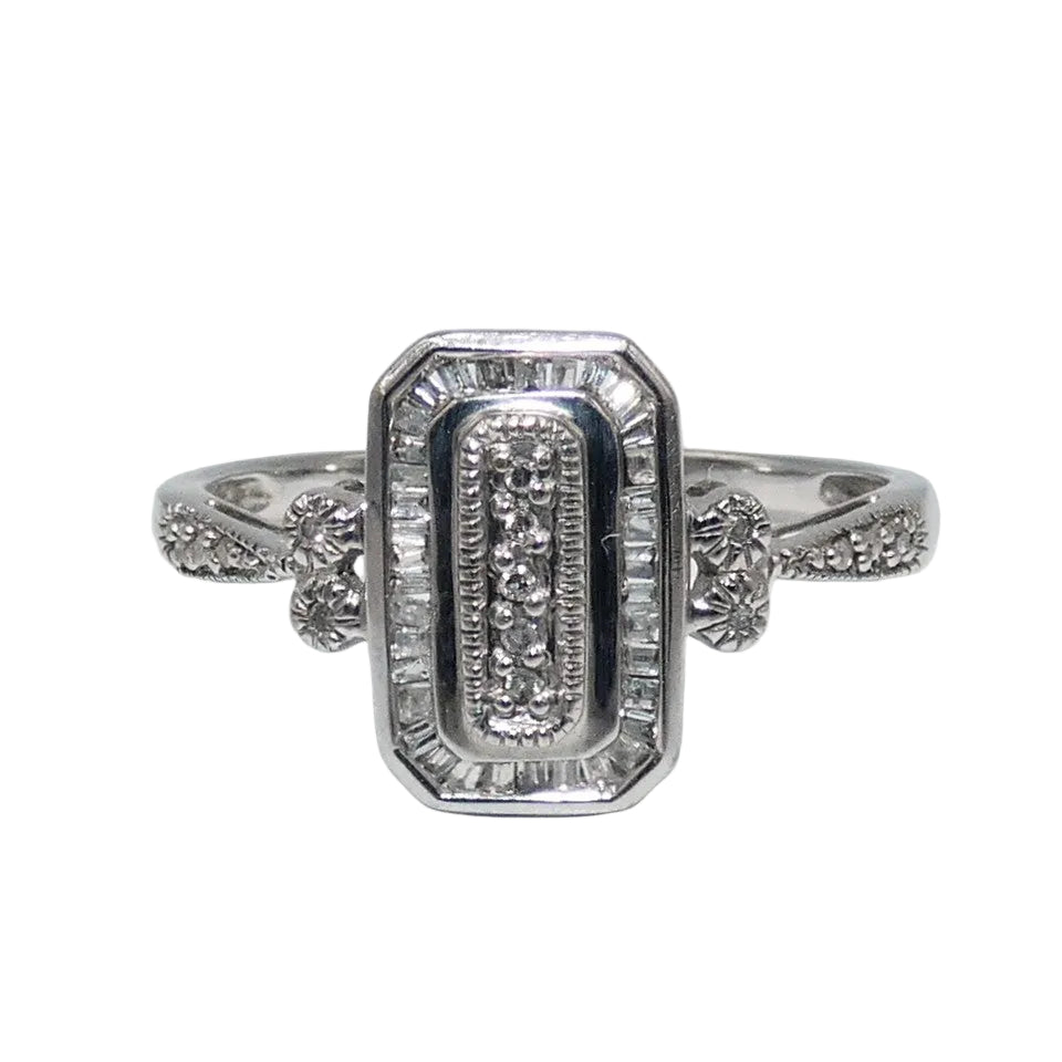 14K White Gold Diamond Ring