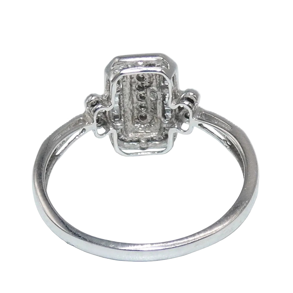 14K White Gold Diamond Ring