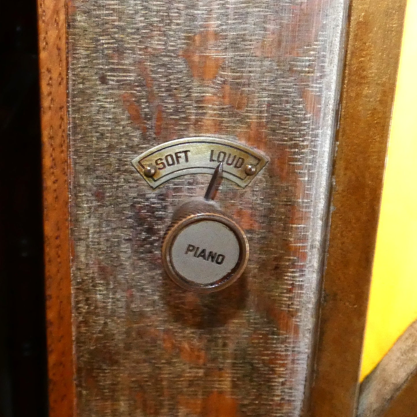 Seeburg Nickelodeon 1924 Music Box