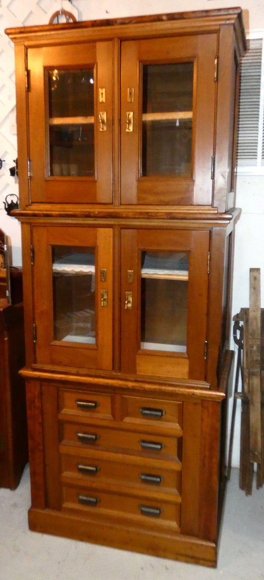 Cupboard with Upper Doors and Lower Drawers