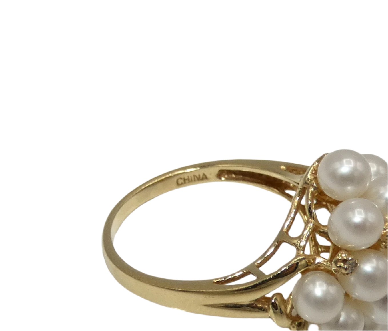 14K Gold Pearl Ring