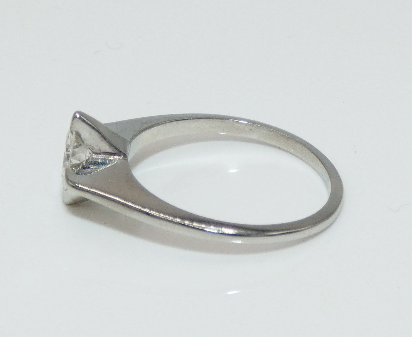 18K White Gold 1/2 C Solitare Mid Century Diamond Ring